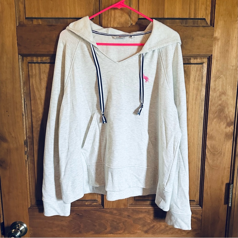 Vineyard Vines Light Gray Hoodie with Pink horse Logo size XL